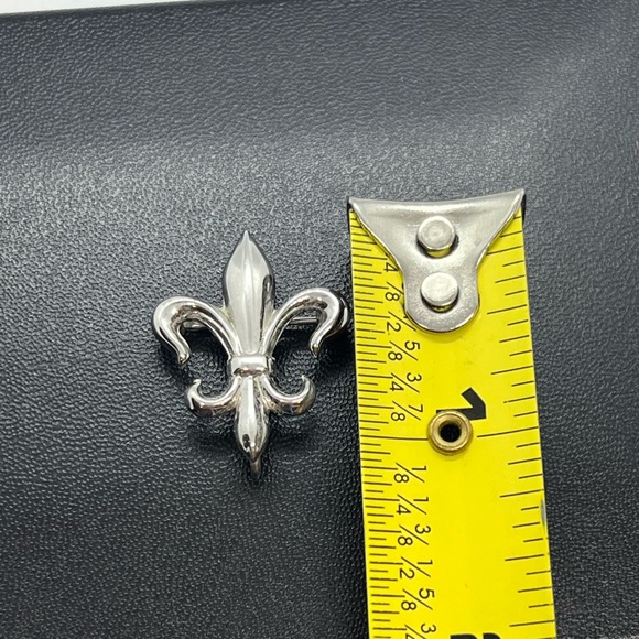 Fleur de Lis sterling silver brooch pin signed C.T. Vintage - Picture 5 of 14